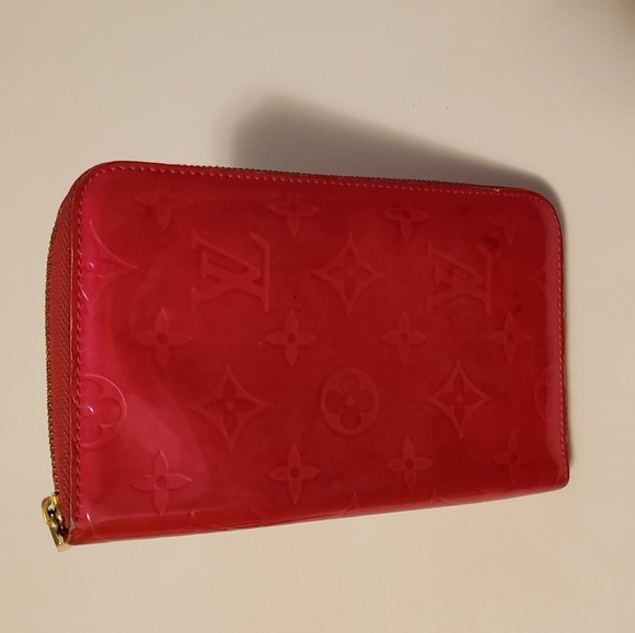 Louis Vuitton Gucci Cartier & more - Picture 3 of 8